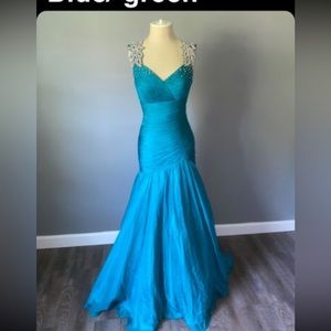 Mac Duggar pageant or prom, teal, size 4